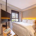 Bsf - B Side Faria Lima Nr - Conforto E Academia Na Faria Lima By Anora Spaces